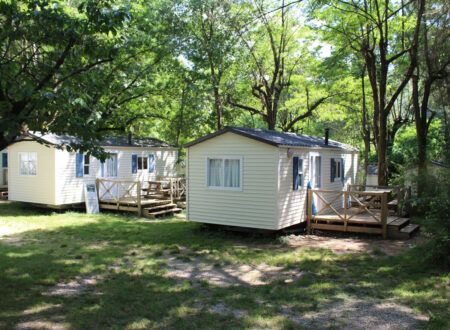 Case mobili Lato paese per 4 persone Case mobili Lato paese per 4 persone